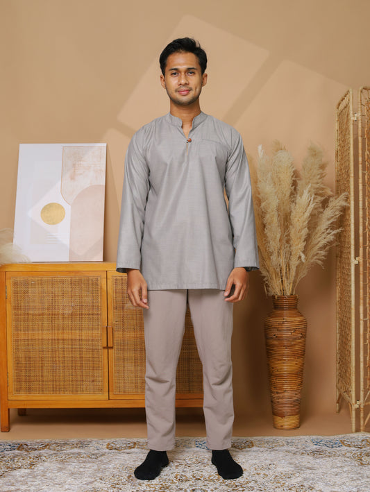 Kurta Ash