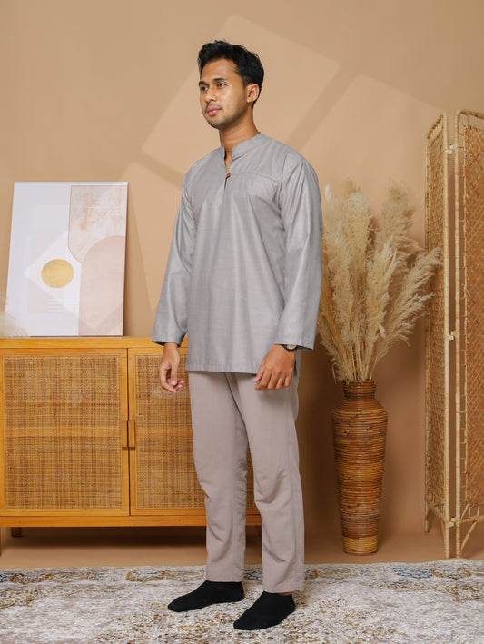Kurta Ash