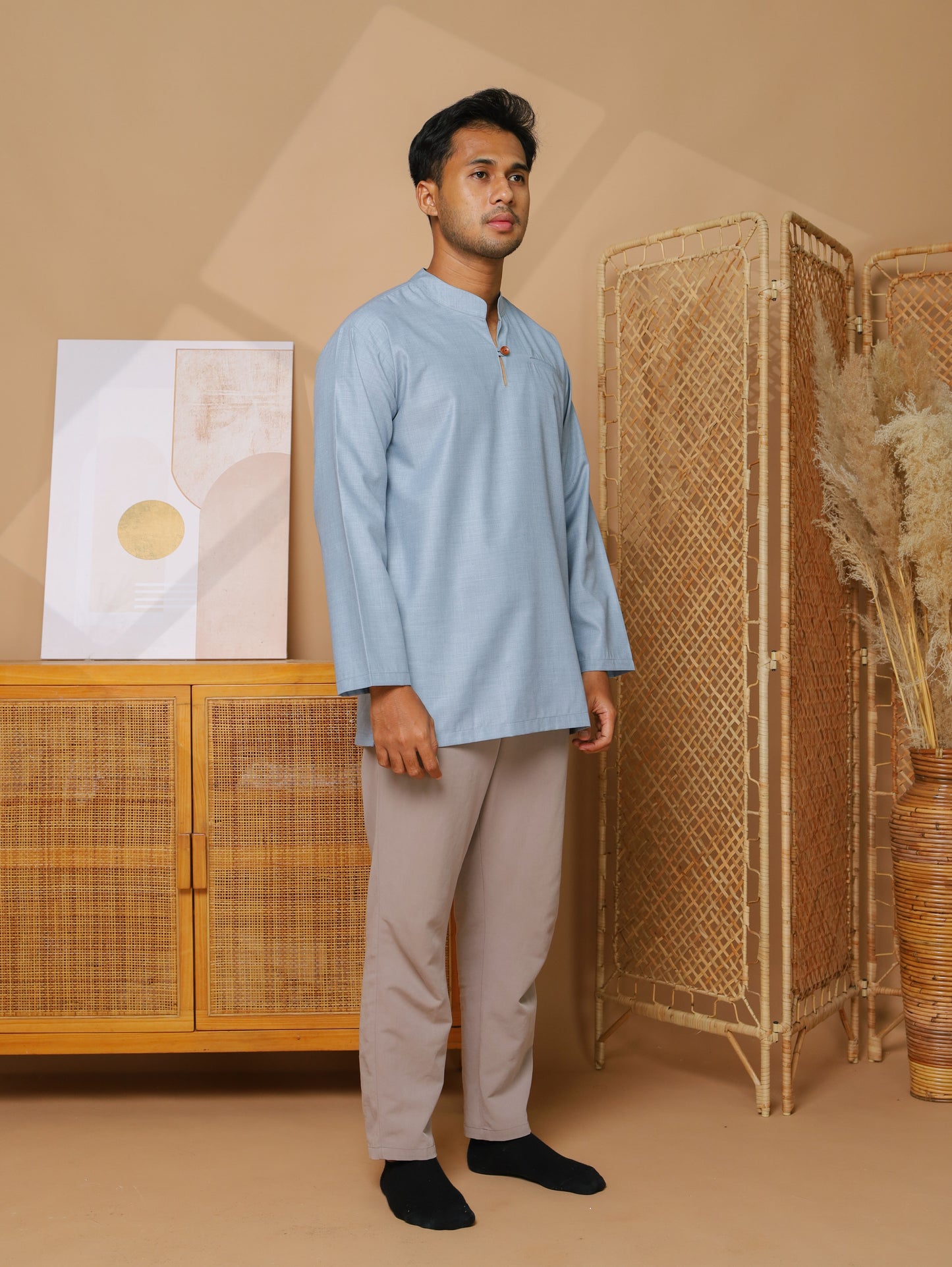 Kurta Smoke