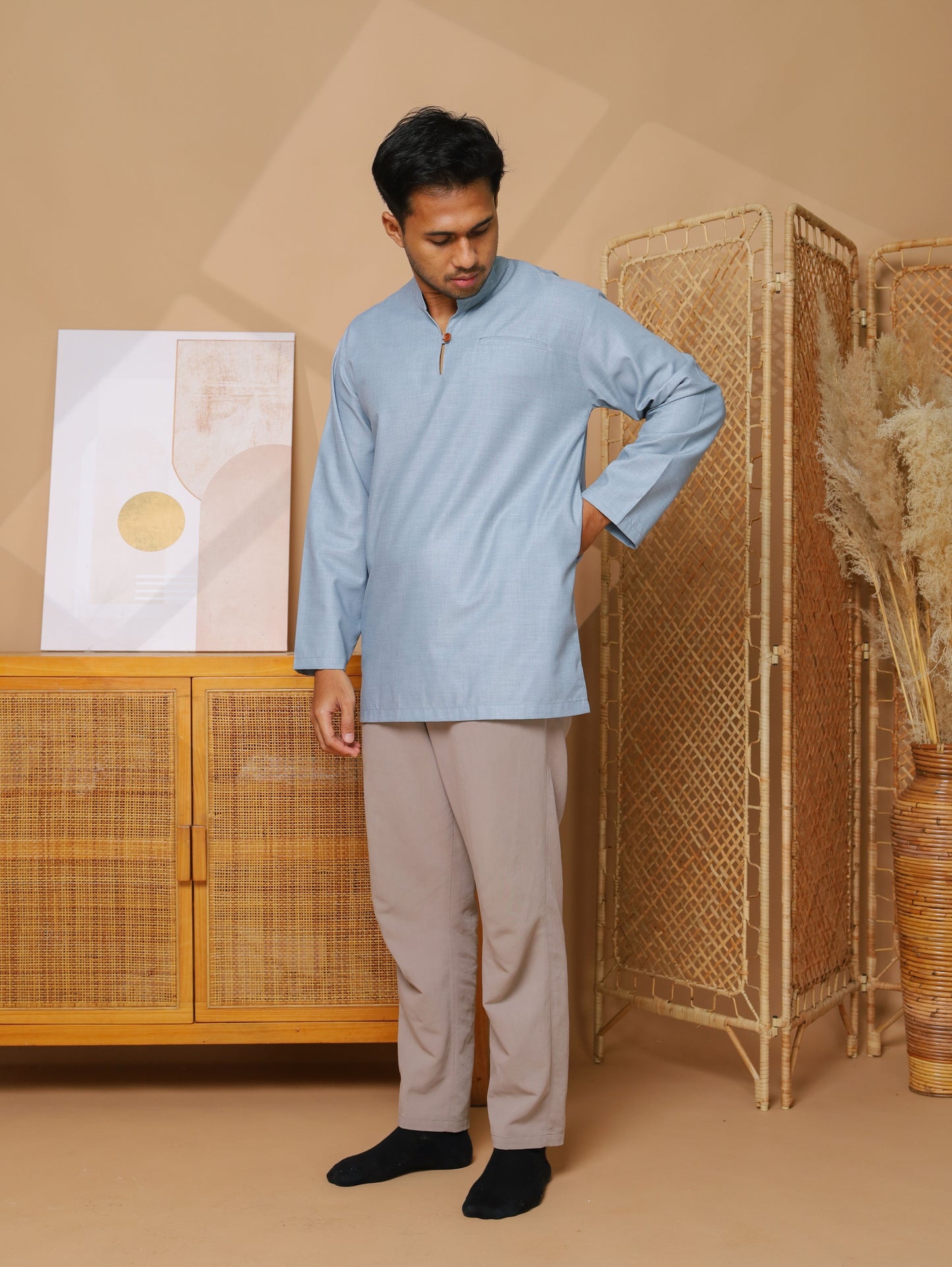Kurta Smoke